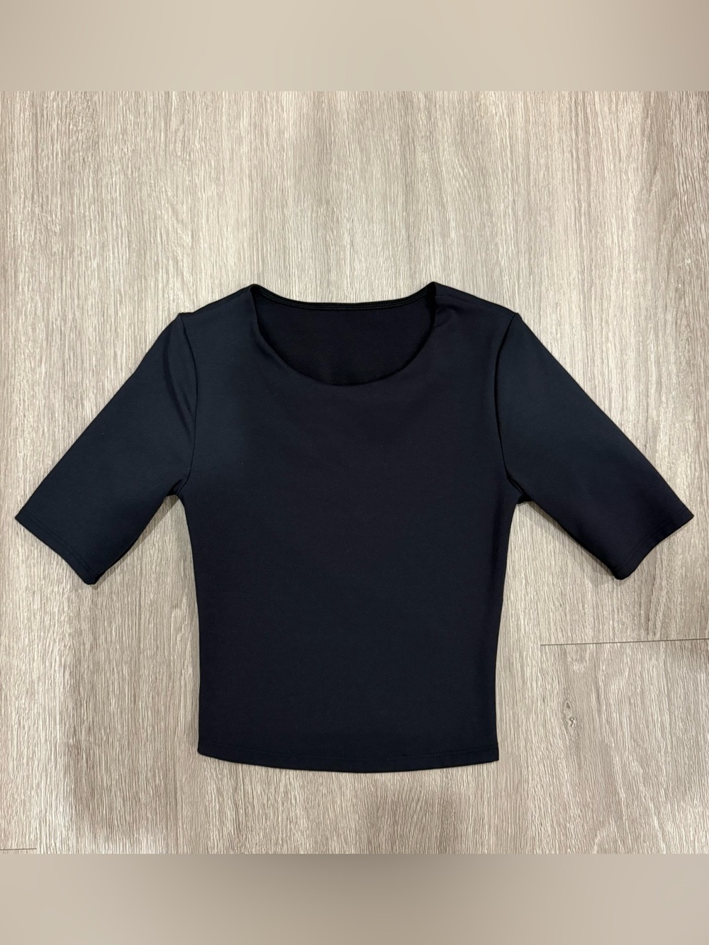 ALO Yoga Black Short Sleeve Scoop Neck Top
